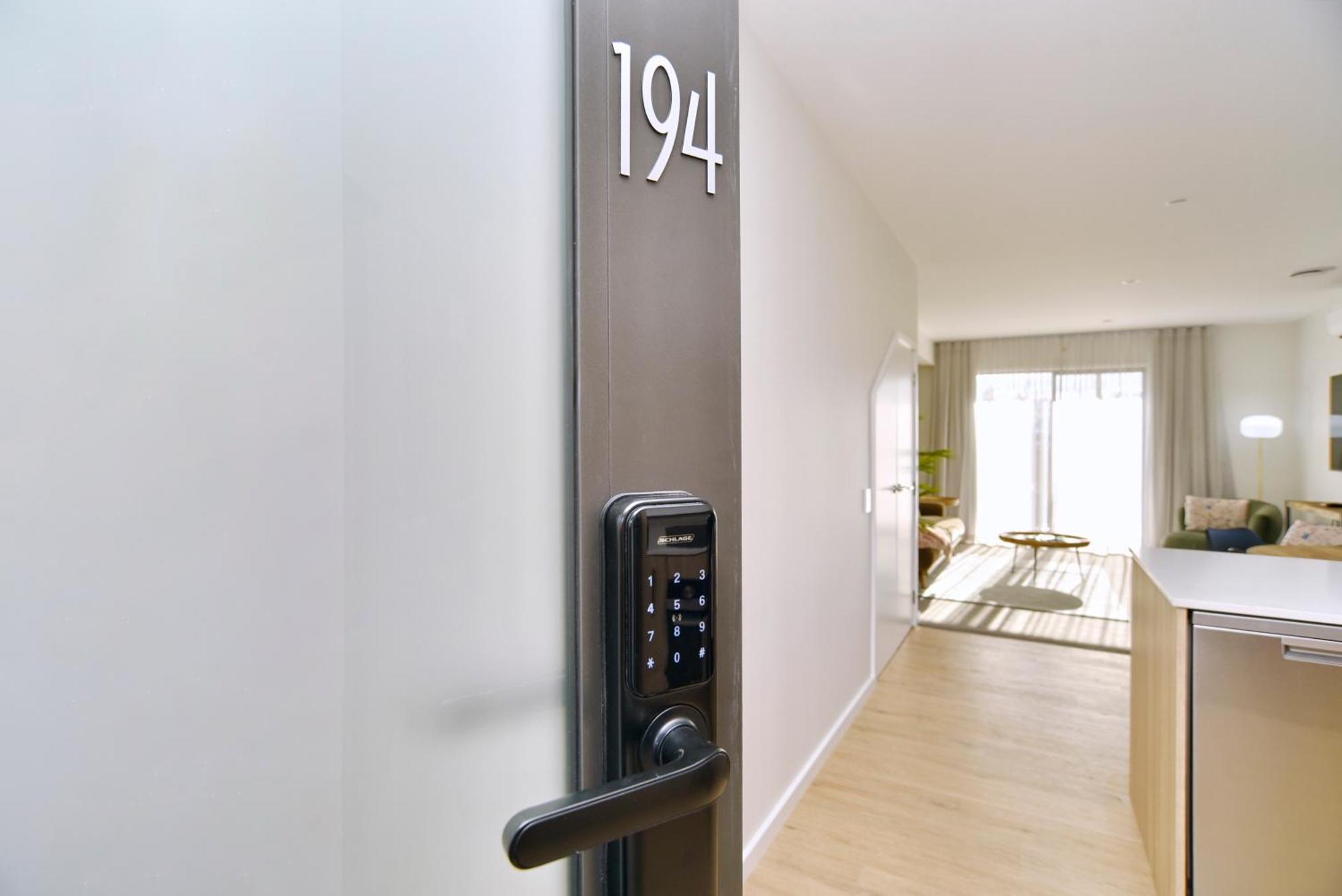 Hereford St Apartment - Christchurch Holiday Homes المظهر الخارجي الصورة