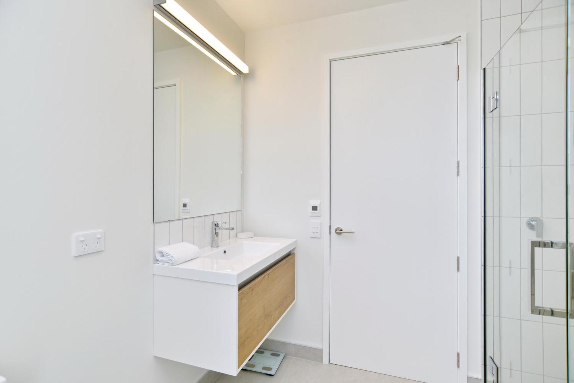 Hereford St Apartment - Christchurch Holiday Homes المظهر الخارجي الصورة