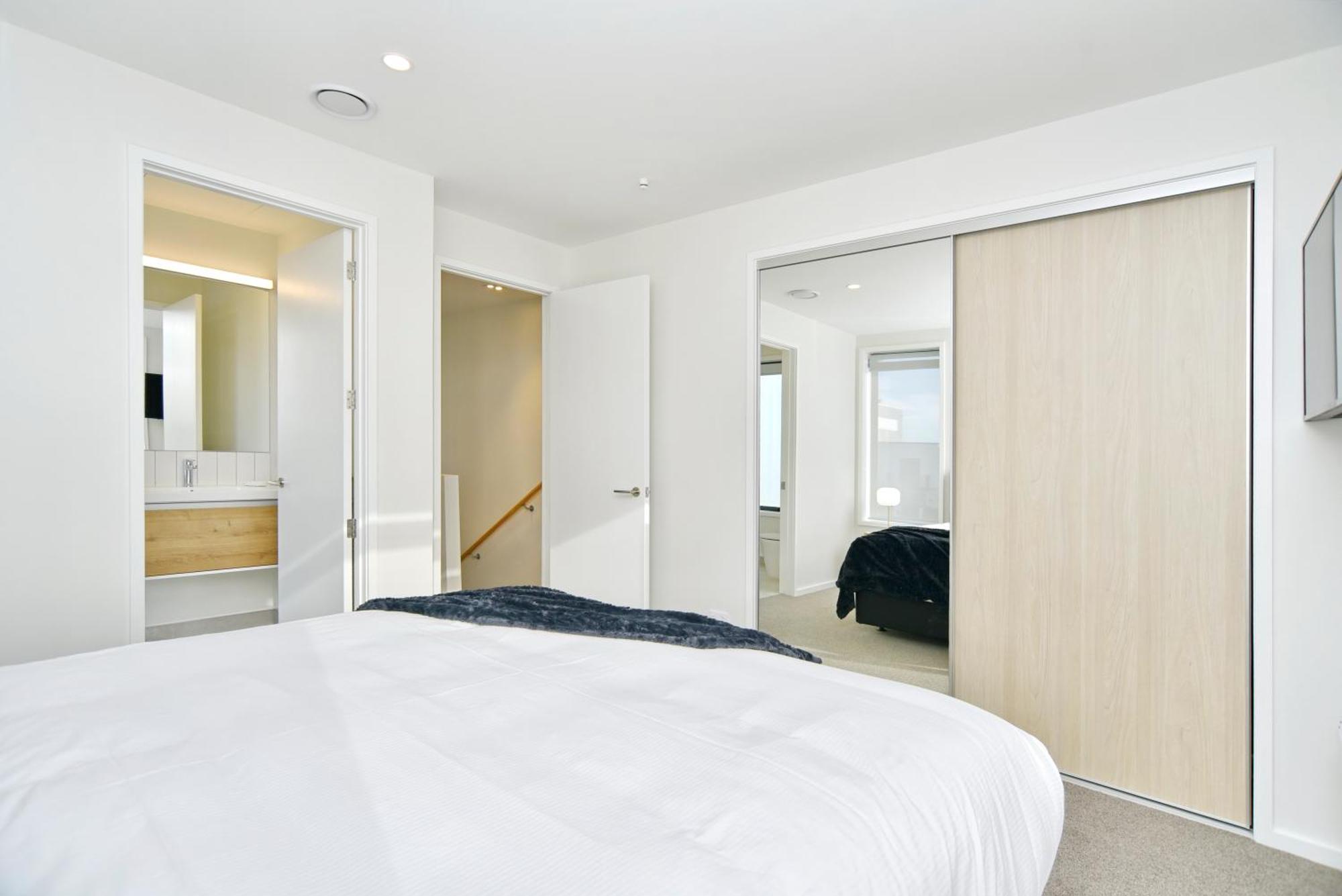 Hereford St Apartment - Christchurch Holiday Homes المظهر الخارجي الصورة