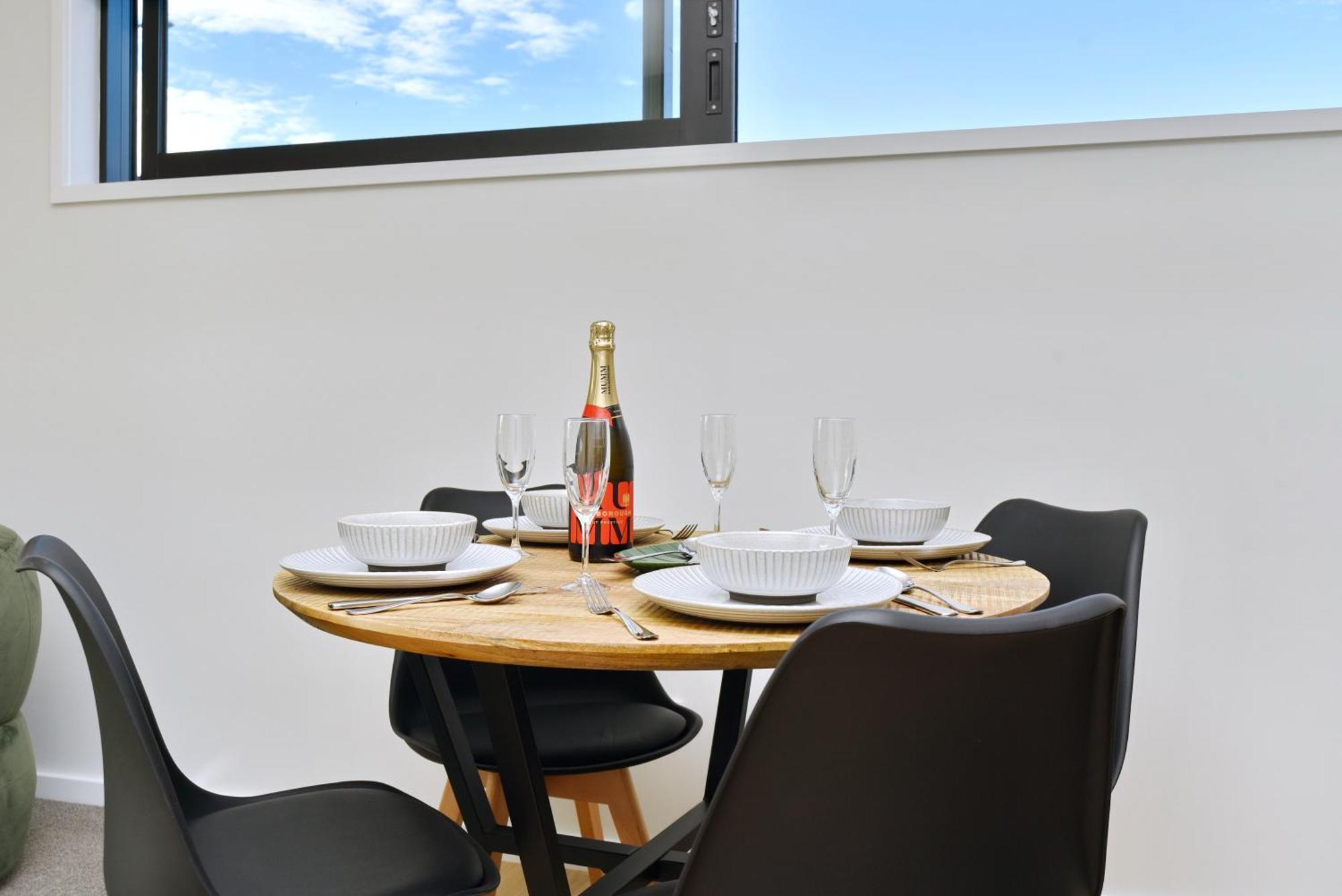 Hereford St Apartment - Christchurch Holiday Homes المظهر الخارجي الصورة